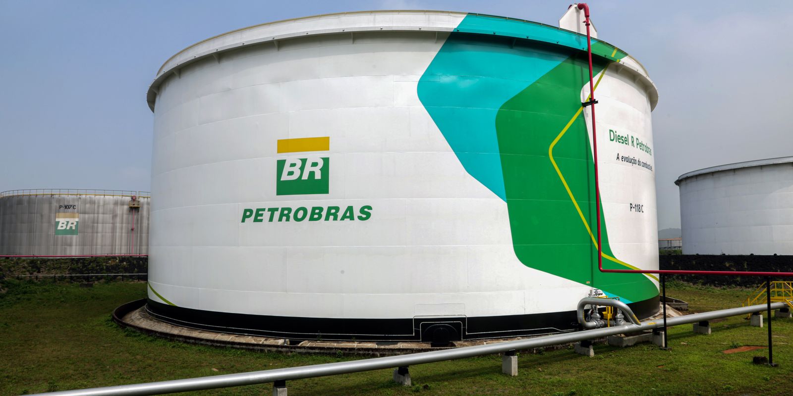 Petrobras registra lucro de R$ 124,6 bilhões em 2023