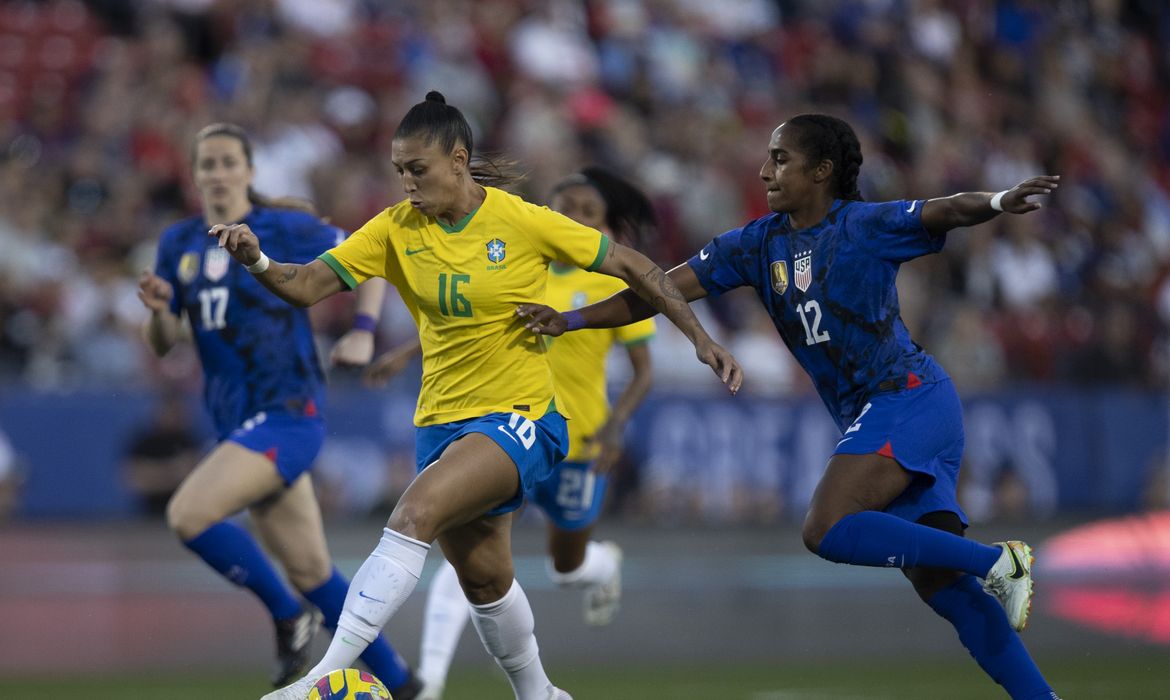 Brasil e EUA disputam final da primeira edição da Copa Ouro