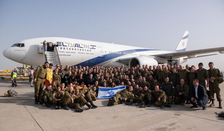 Israel posta imagens dos militares que ajudarão em Brumadinho