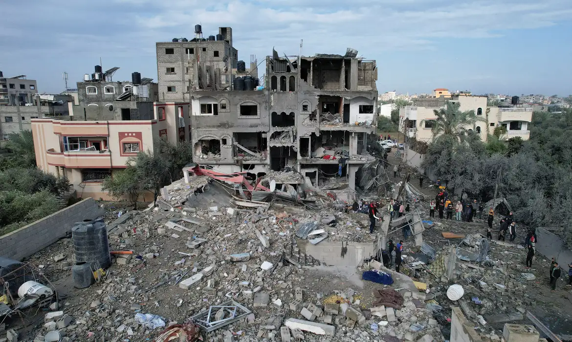 Área destruída por ataques israelenses na Faixa de Gaza 25/12/2023 REUTERS/Shadi Tabatibi