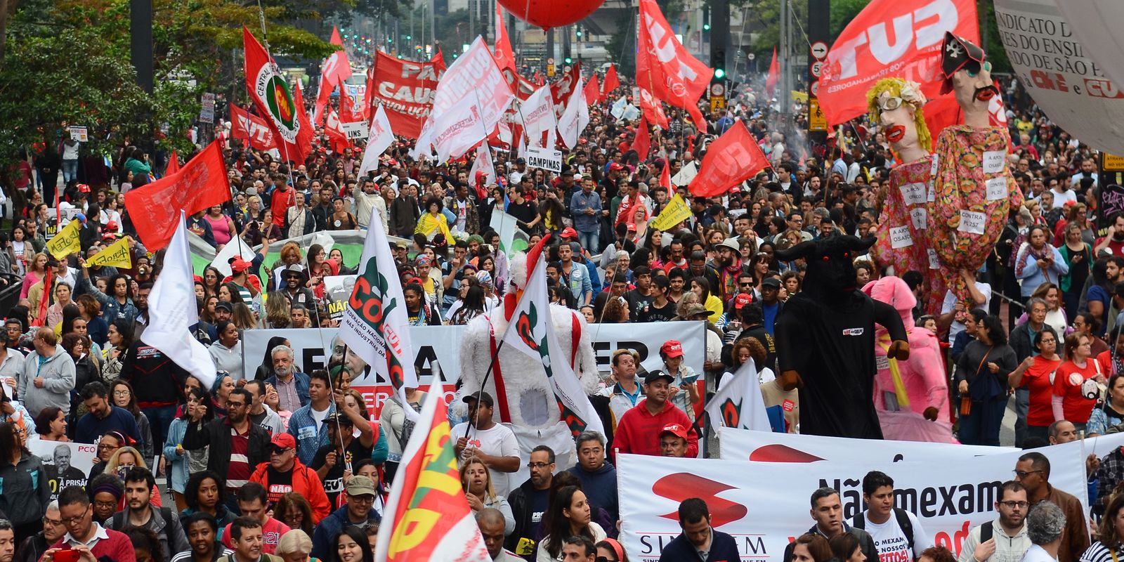 IBGE aponta que 9,2% das pessoas ocupadas são sindicalizadas 3 IBGE aponta que 9,2% das pessoas ocupadas são sindicalizadas