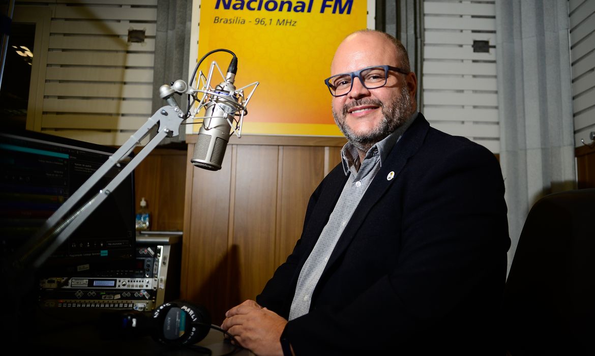 Lucas Seixas, Radio  Nacional