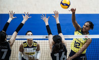 Ponteira Ana Cristina foi a maior pontuadora na vitória do Brasil sobre a Coreia do Sul, por 3 sets a 0, em 16/05/2024  - segundo jogo da Liga das Nações 