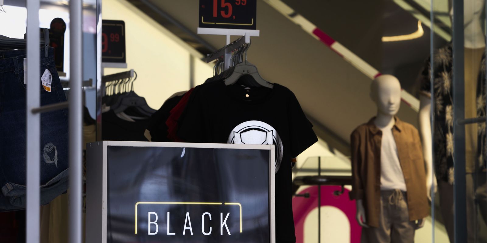 Procon SP recebe mais de mil reclamações sobre Black Friday Procon SP recebe mais de mil reclamações sobre Black Friday