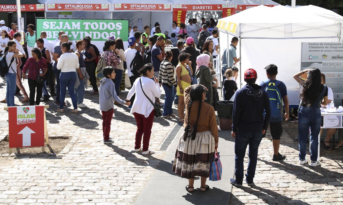 O governo do estado lança campanha Imigrante, São Paulo te Acolhe no Centro de Integração da Cidadania (CIC) do Imigrante, no bairro Santa Cecília.