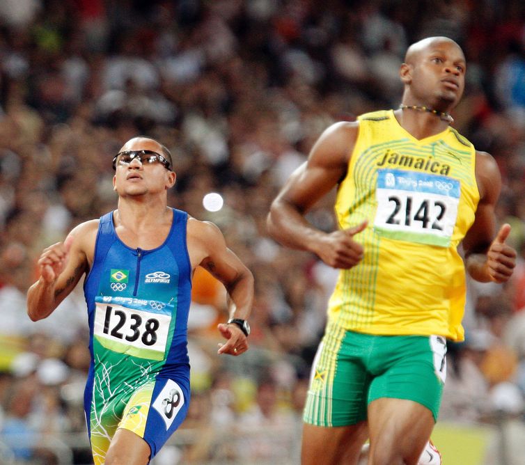PEQUIM / CHINA - (15/08/2008) - XXIX Jogos Olímpicos de Beijing 2008 - Competição de Atletismo, realizada no Estádio Nacional de Beijing, conhecido como Ninho de Pássaro. Na foto, o atleta brasileiro Vicente Lenilson (1238), durante a prova dos