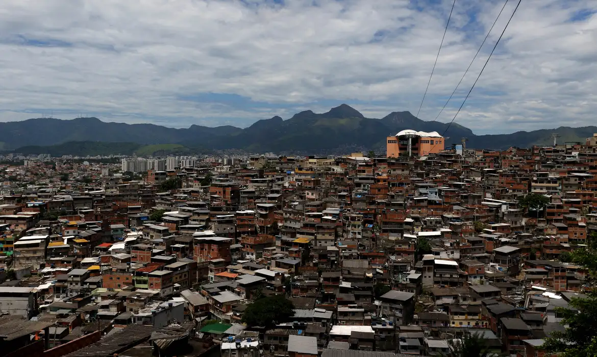 Rio de Janeiro (RJ), 22/02/2023 - Aglomerado de casas das favelas do Complexo do Alemão, zona norte da cidade. Foto: Tânia Rêgo/Agência Brasil