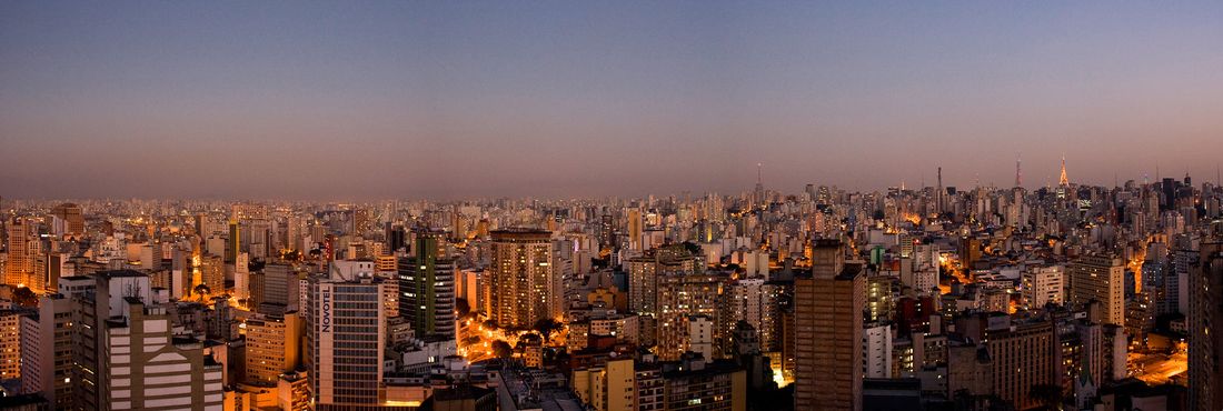 São Paulo Cidade atingiu a maior temperatura durante o inverno, com umidade relativa do ar baixa