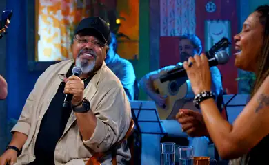 Rio de Janeiro (RJ), 10/05/2025 -Jorge Arago, o Poeta do Samba, canta hits autorais no Samba na Gamboa, da TV Brasil.
Frame TV Brasil