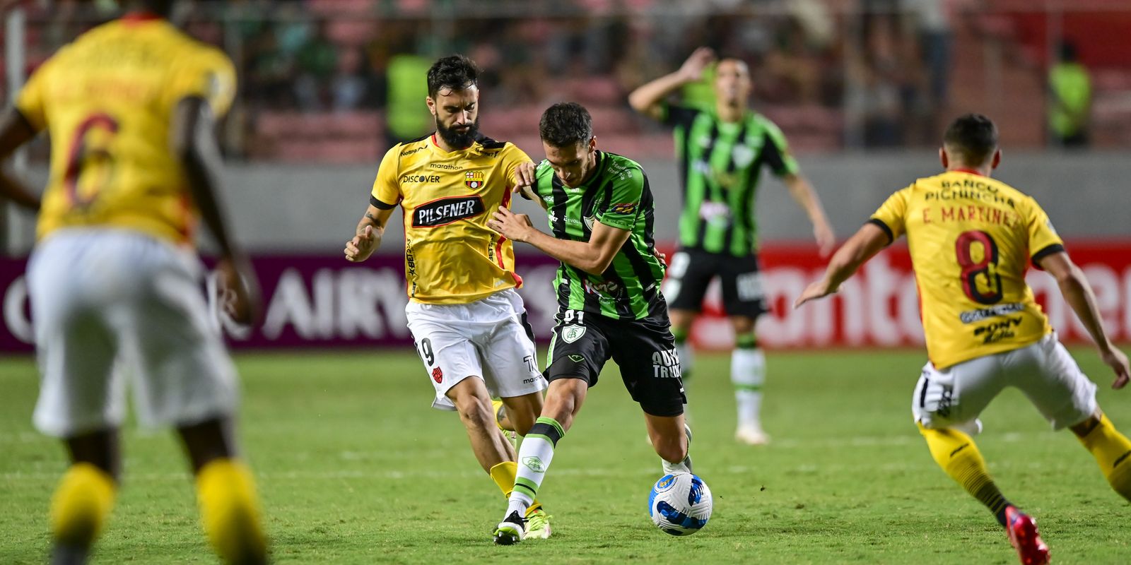 Em jogo emocionante, América-MG avança na fase prévia da Libertadores