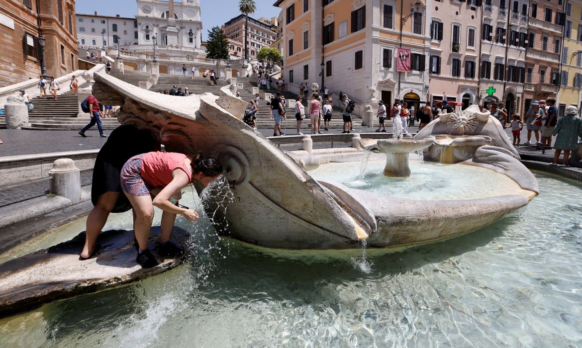Calor em Roma. Foto: REUTERS/Remo Casilli