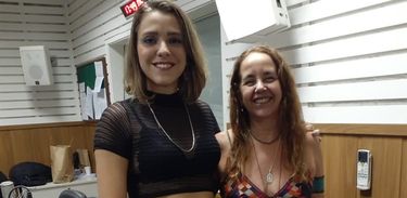 Patricia Ayra e a apresentadora Maria Vilhena 