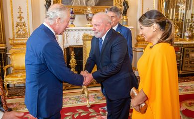 Londres, Inglaterra, 05.05.2023 - Presidente da República, Luiz Inácio Lula da Silva e a primeira-dama Janja Lula da Silva são recebidos pelo Rei Charles III e membros da família real no Palácio de Buckingham, Londres - Inglaterra. Foto: Ian Jones/Buckingham Palace