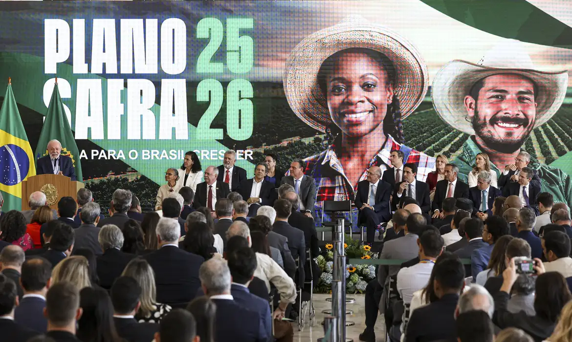 Brasília (DF), 01/07/2025 - O presidente Luiz Inácio Lula da Silva participa do lançamento do Plano Safra 2025/26, no Palácio do Planalto. Foto: Marcelo Camargo/Agência Brasil