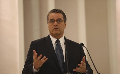 Brasília - O diretor-geral da Organização Mundial do Comércio (OMC), Roberto Azevêdo, faz palestra na sede da Confederação Nacional da Indústria(José Cruz/Agência Brasil)