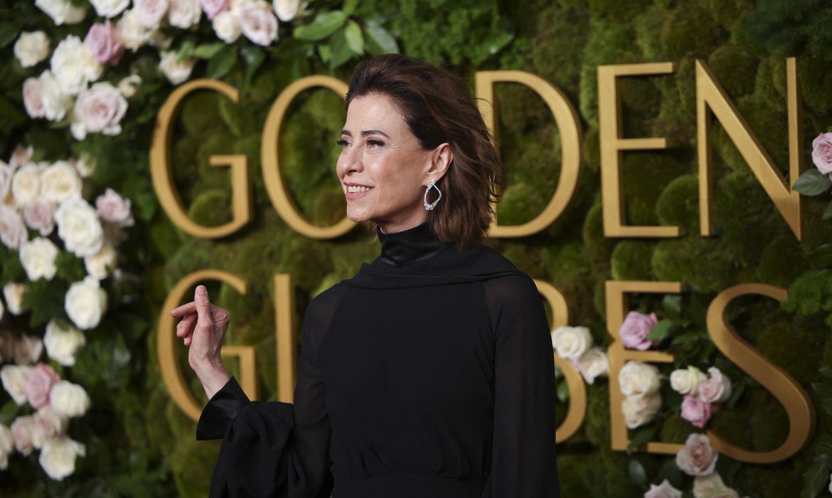 Fernanda Torres attends the 82nd Golden Globe Awards in Beverly Hills, California, U.S., January 5, 2025. Reuters/Daniel Cole/Proibida reprodução