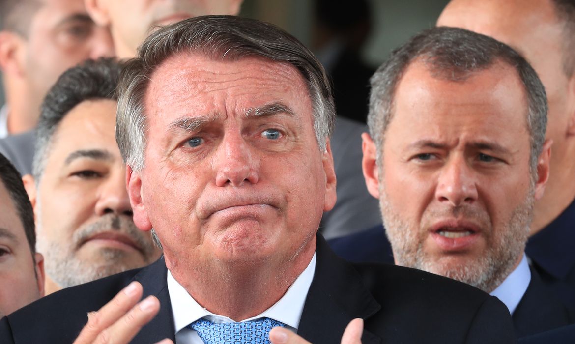 Lula Marques/Agência Brasil Brasília (DF), 26/03/2025 - Ex-presidente Jair Bolsonaro durante declaração a imprensa após virar Réu no STF. Foto: Lula Marques/Agência Brasil