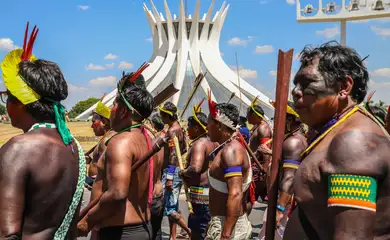 Brasília (DF), 20/09/2023, Lideranças indígenas fazem passeata contra marco temporal na Esplanada dos Ministérios. Foto: Antônio Cruz/Agência Brasil
