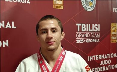 Michel Augusto fatura prata no Grand Slam de Tbilisi, na categoria até 60 kg,  em 21/03/2025