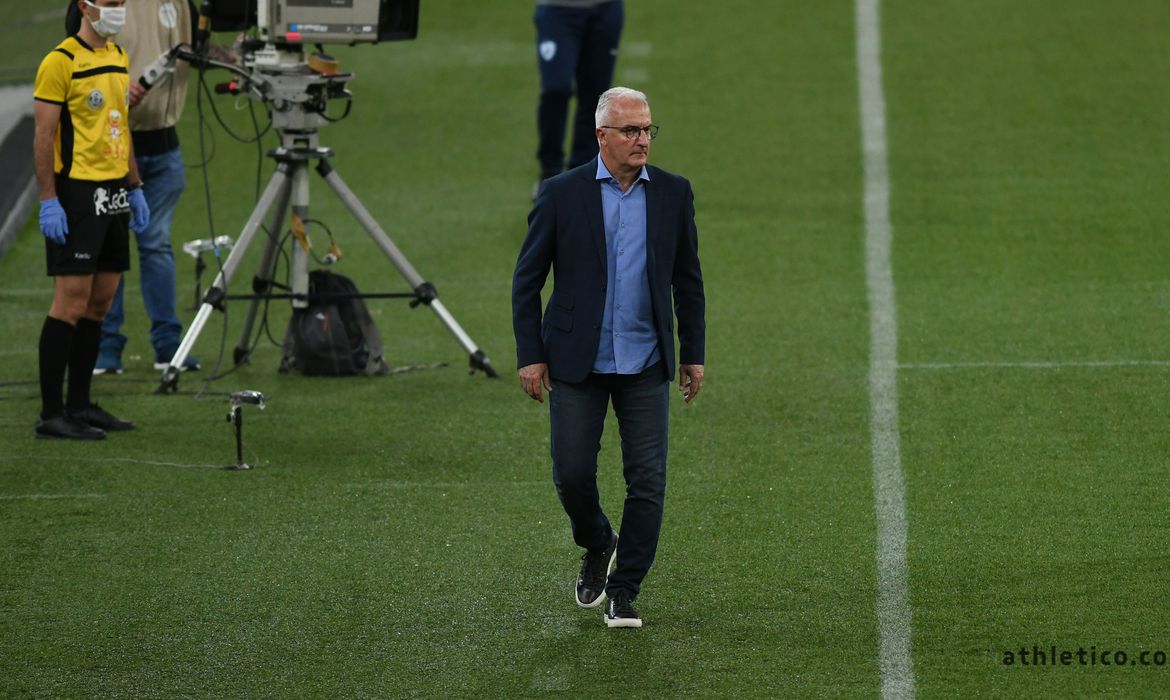 Dorival Júnior, técnico demitido do Athletico-PR