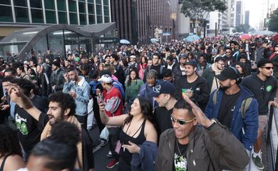 São Paulo (SP), 14/06/2025 -  Marcha da Maconha na Avenida Paulista .  Foto: Paulo Pinto/Agência Brasil
