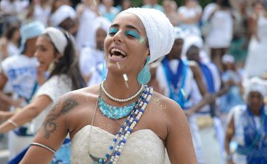 Rio de Janeiro - Devotos celebram Dia de Iemanjá, no centro da capital fluminense (Tomaz Silva/Agência Brasil)