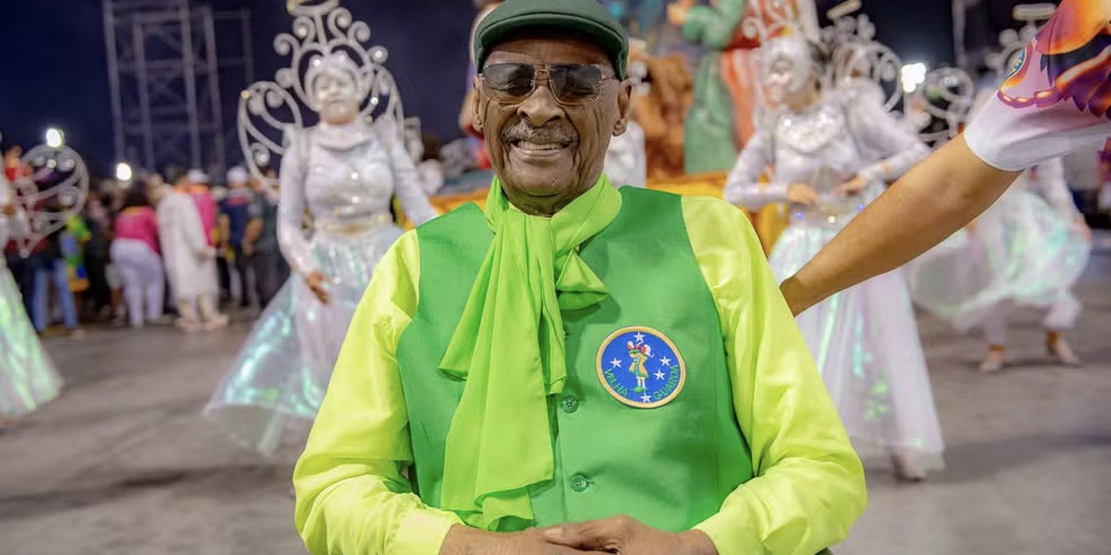 Morre Seo Carlão do Peruche, símbolo do carnaval de São Paulo Morre Seo Carlão do Peruche, símbolo do carnaval de São Paulo