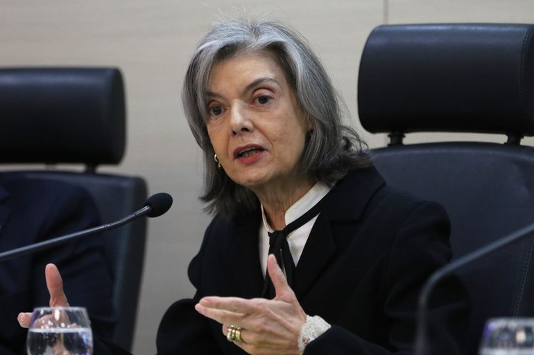 A ministra do Supremo Tribunal Federal (STF) Cármen Lúcia palestra no curso de iniciação para  juízes que tomaram posse este ano, na Escola da Magistratura do Estado do Rio (Emerj), no centro da cidade.