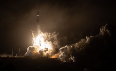 SpaceX Launch DART First Test Mission to Defend Planet Earth