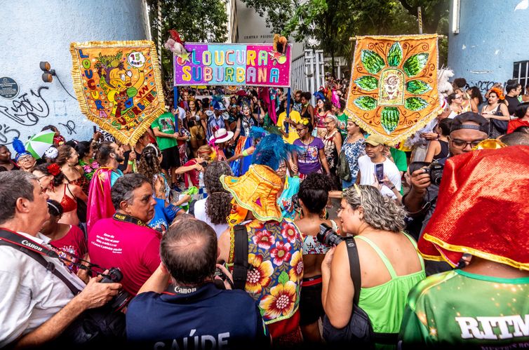 Carnaval 2024 - Bloco Loucura Suburbana desfila no dia 08/02. Foto: PH Noronha/ Divulgação