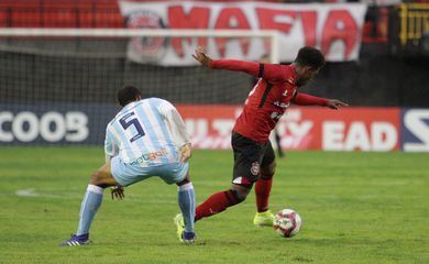 Série B: Brasil e Londrina abrem torneio com empate no Sul