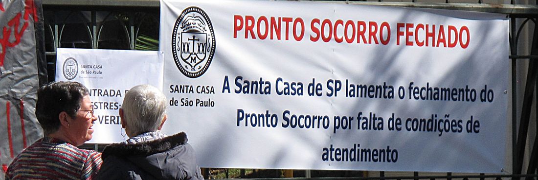 Desde ontem (22), a Santa Casa, que é o maior centro de atendimento filantrópico da América Latina, está com o pronto-socorro fechado e suspendeu as cirurgias eletivas e os exames laboratoriais, afetando cerca de 6 mil pessoas.