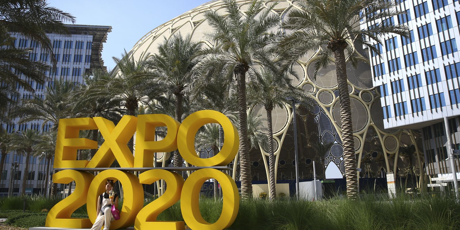 Sob forte calor, Expo Dubai começa a receber visitantes nesta sexta