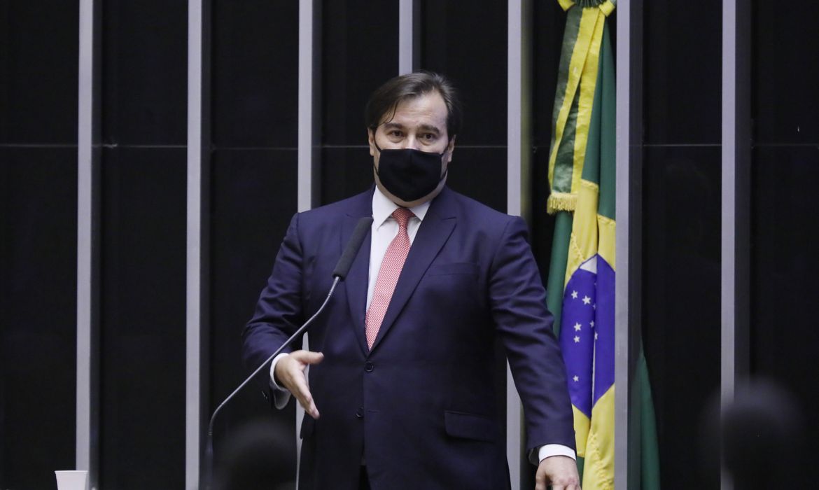 Destinada à deliberação de vetos projetos de lei do Congresso Nacional. Presidente da Câmara dos Deputados, dep. Rodrigo Maia (DEM - RJ) 