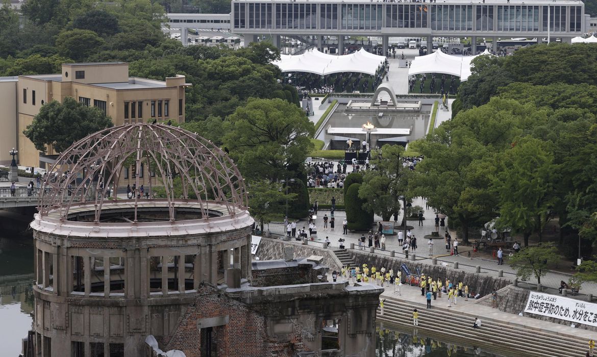 Cúpula da bomba atômica durante cerimônia para marcar o 75º aniversário do bombardeio atômico em Hiroshima.