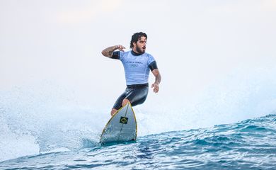 2024.07.21 - Jogos Olímpicos Paris 2024 - Surf - Treino da delegação brasileira de surf no Taiti. Na foto o atleta Filipe Toledo. Foto: William Lucas/COB