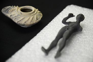  Objetos do acervo resgatados após o incêndio no Museu Nacional 