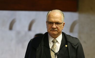 Brasília - Ministro do STF Edson Fachin durante julgamento sobre suspensão da denúncia do ex-PGR Rodrigo Janot contra Temer e integrantes do PMDB (José Cruz/Agência Brasil)