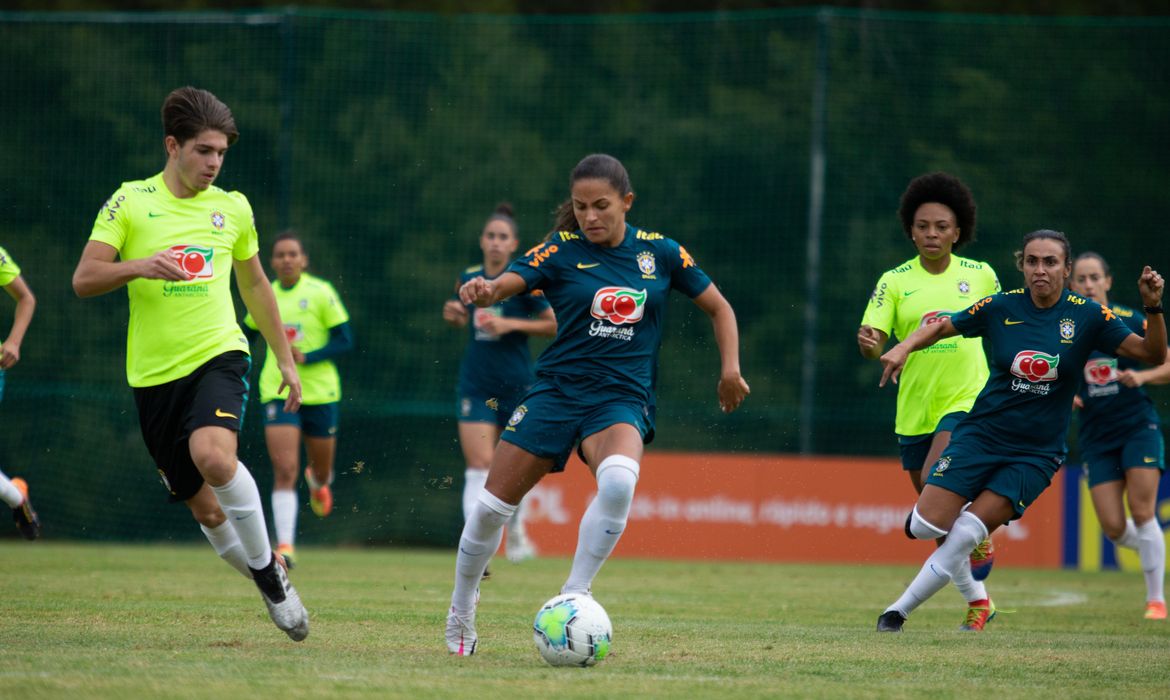 treino, seleção brasileira feminina em Portimão (Portugal)