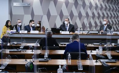 Comissão Parlamentar de Inquérito da Pandemia (CPIPANDEMIA) realiza oitiva de beneficiário e de ex-médico da Prevent Senior. A operadora de saúde é acusada de ocultar mortes de pacientes por Covid-19 e de pressionar médicos a prescreverem