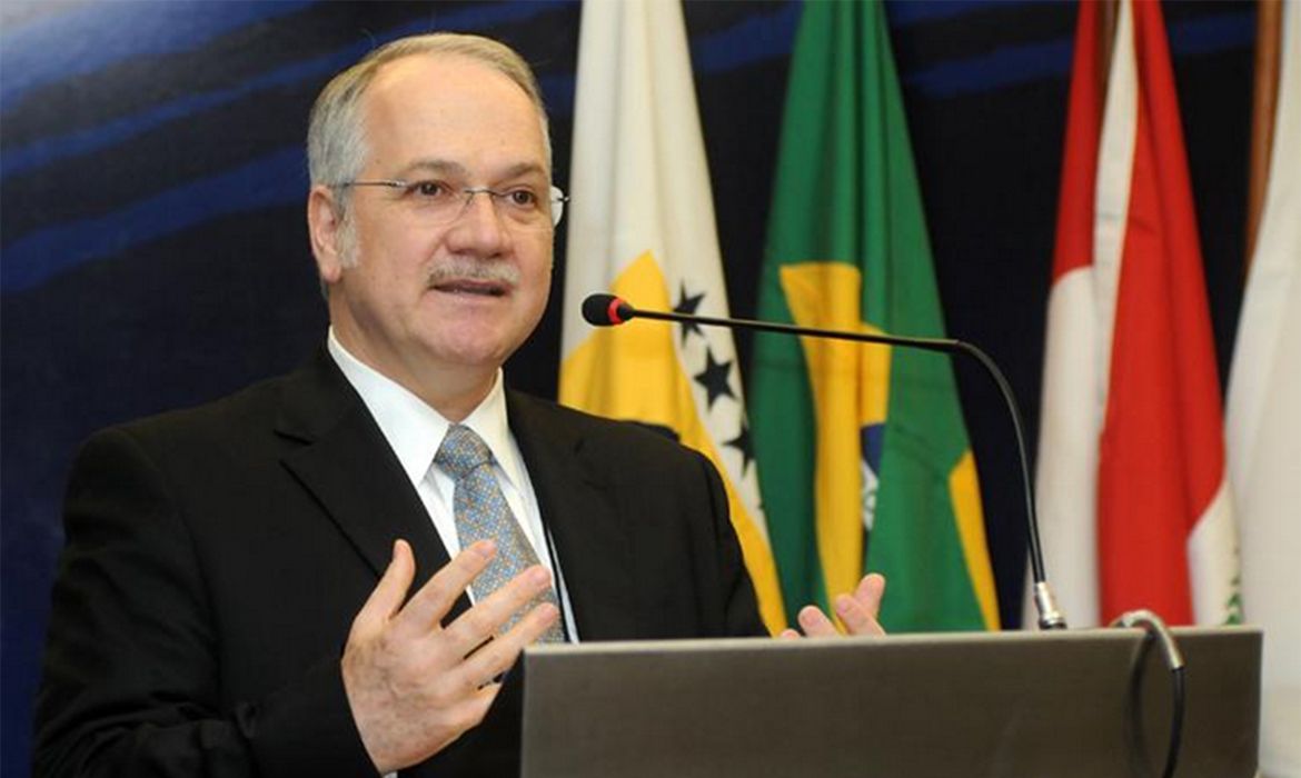 Advogado Luiz Edson Fachin