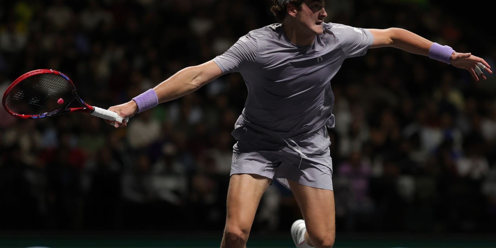 João Fonseca vence Shapovalov na estreia do Masters 1000 de Paris João Fonseca vence Shapovalov na estreia do Masters 1000 de Paris