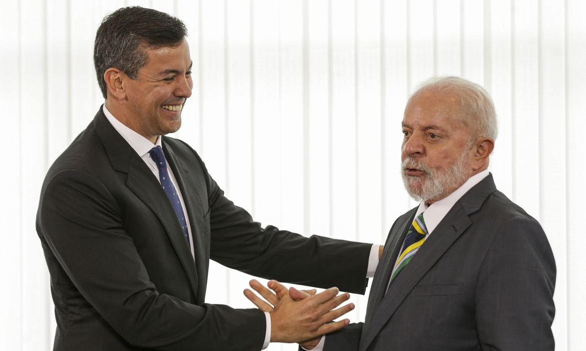 Brasília (DF), 15/01/2024 - O presidente Luiz Inácio Lula da Silva se reúne com o presidente do Paraguai, Santiago Peña, no Palácio Itamaraty. Foto: Marcelo Camargo/Agência Brasil
