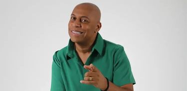 Delcio Luiz, cantor e compositor