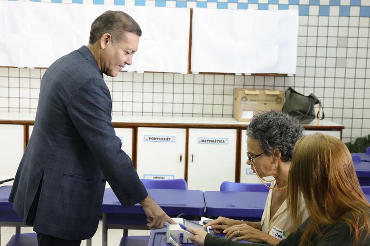 Justiça está preparada para eleição tranquila, diz presidente do TSE