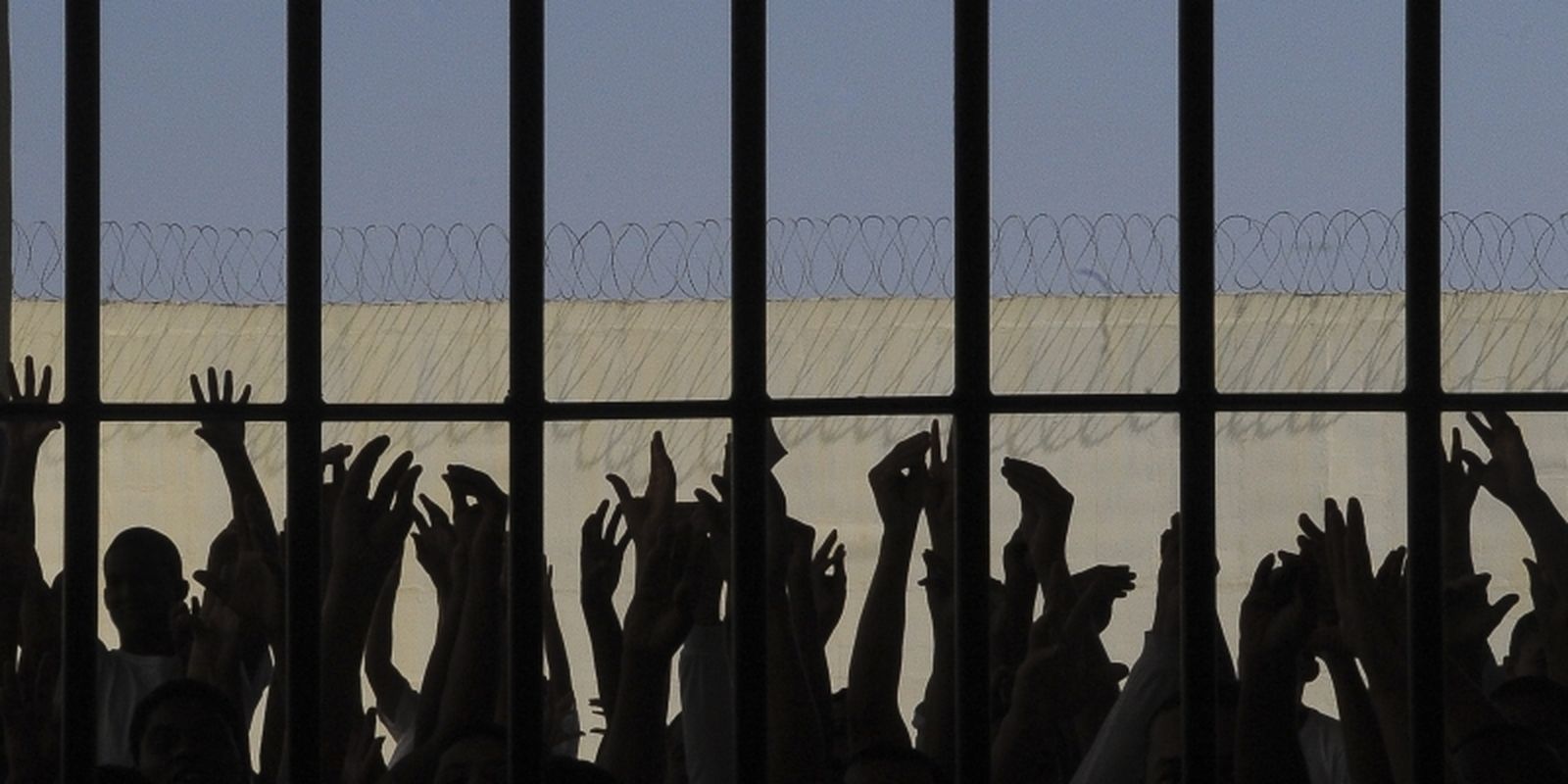 Para além da prisão reflexões e propostas para uma nova política penal no  Brasil - Casa do Direito