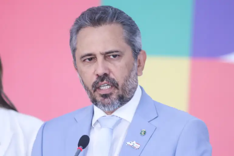 Governador Elmano de Freitas participa da abertura do Seminário de Gestores Públicos – Prefeitos 2026 nesta segunda-feira (15)