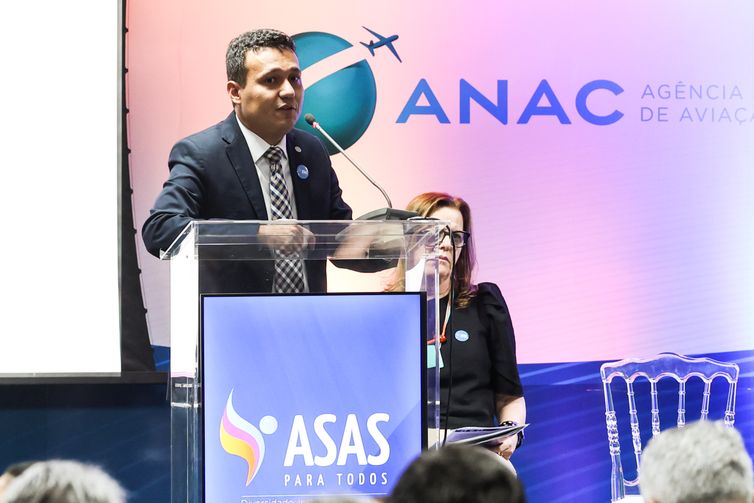 Brasília, (DF) – 03/04/2024 -  Presidente da ANAC, Tiago Pereira, participa do lançamento do programa Asas para Todos. Foto Valter Campanato/Agência Brasil.