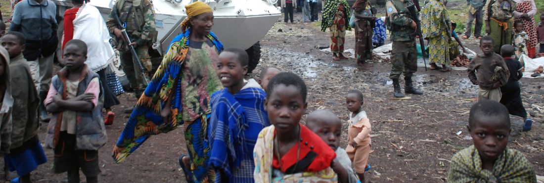 Imagem de agosto de 2012 mostra refugiados do conflito entre o governo congolês e o grupo rebelde M23. ONU estima que conflito gerou 1,6 milhões de refugiados