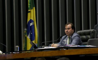 Brasília - Presidente da Câmara, Rodrigo Maia, durante sessão plenária para discutir a Medida Provisória (MP) 795/17, de incentivo à indústria petrolífera (Wilson Dias/Agência Brasil)